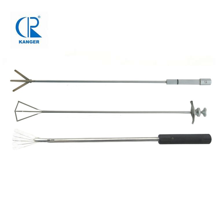 RETRACTOR